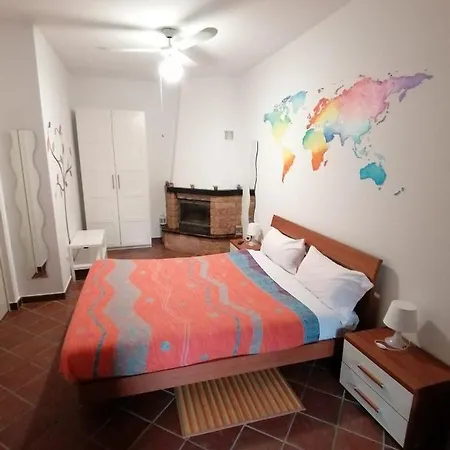 Bed and breakfast La Donna Con La Valigia