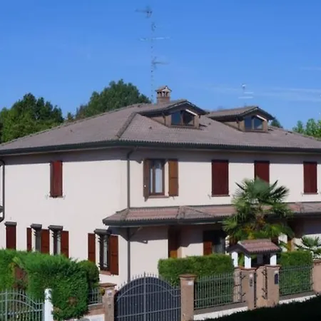 Bed & Breakfast La Donna Con La Valigia Carpi